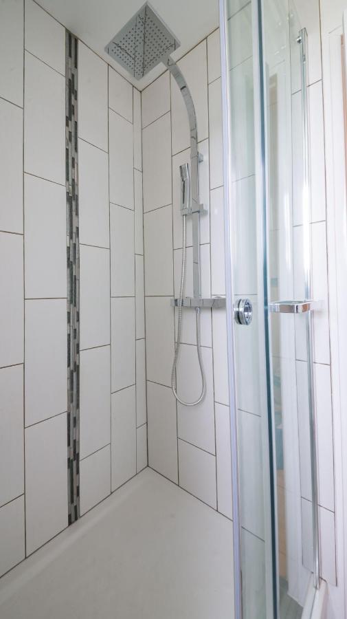 Appartement 3 Chambres - Parking - Wifi - Buanderie - Jardin Breszt Kültér fotó