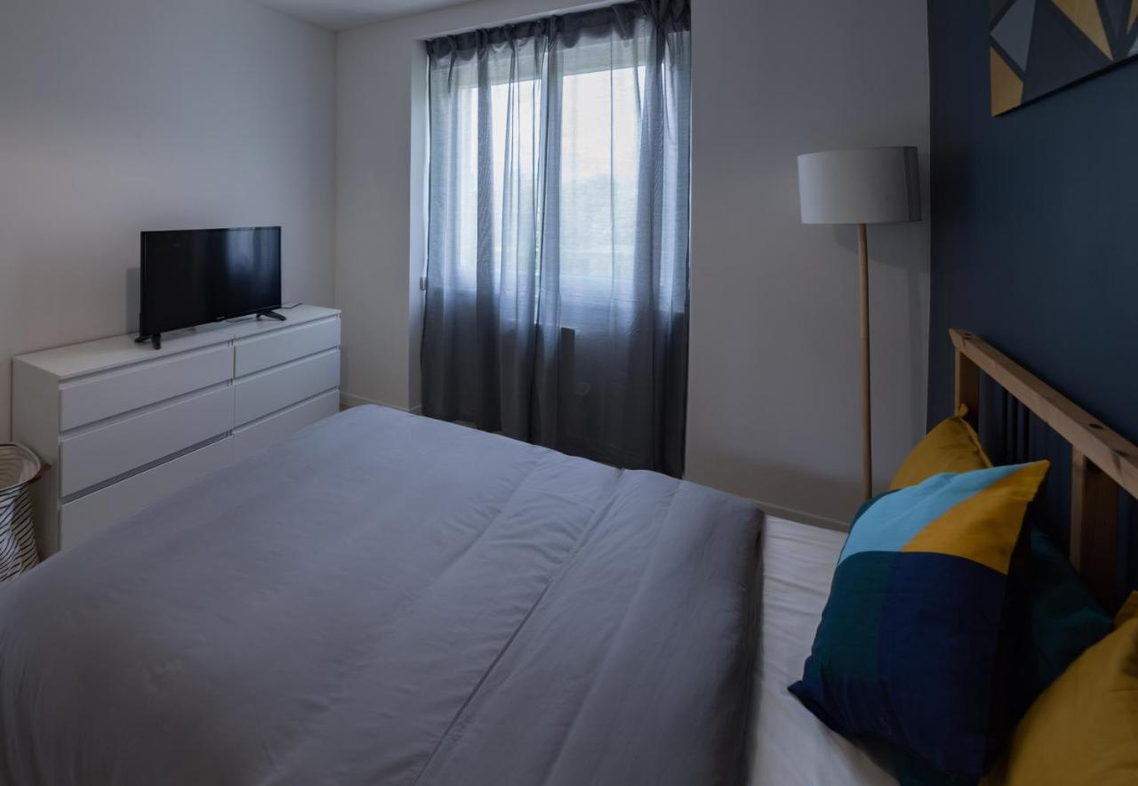 Appartement 3 Chambres - Parking - Wifi - Buanderie - Jardin Breszt Kültér fotó